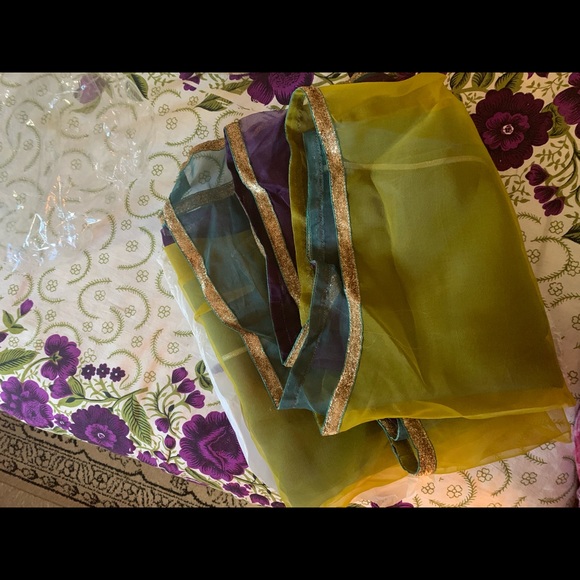 Zahra Ahmad Pakistani outfit STITCHED 3 pc - Picture 3 of 8